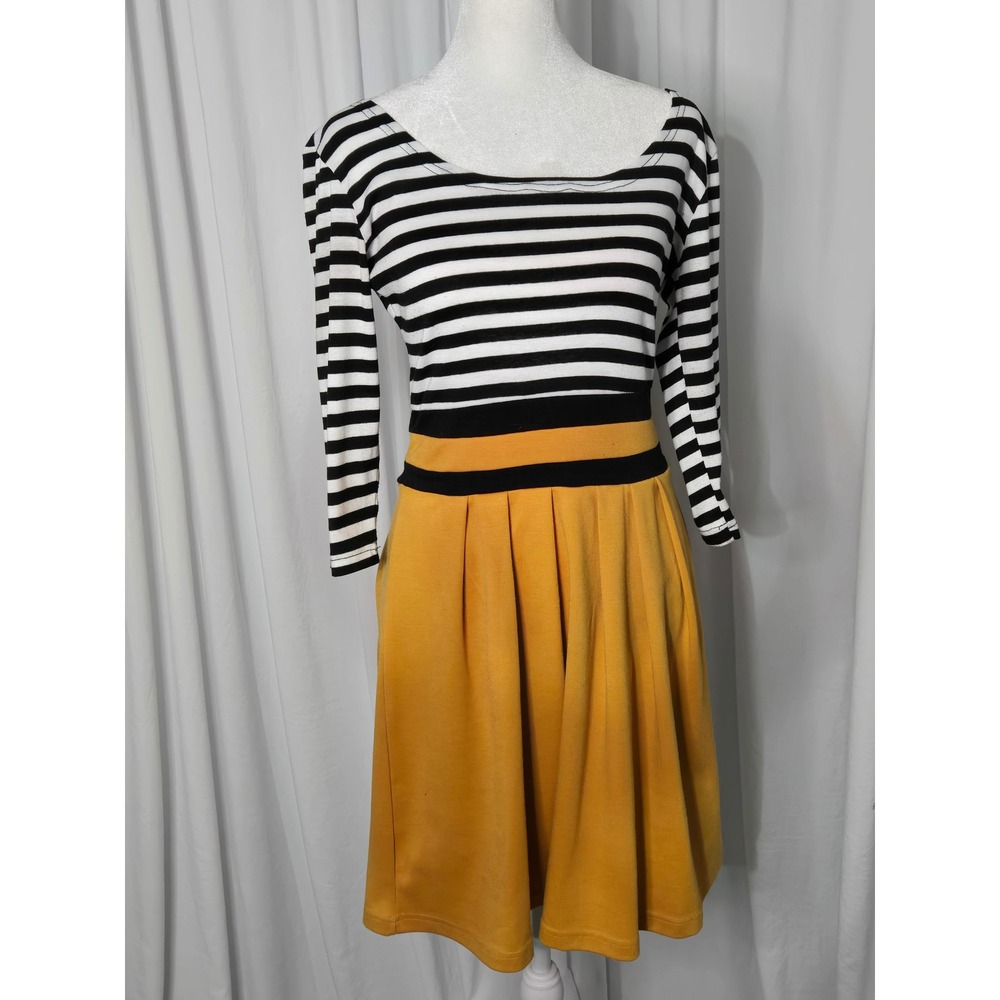 Young Threads NYC Striped Bodice Mustard Yellow Skirt Fit & Flare Dress Medium